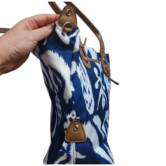 Stella & Dot Navy Ikat Print Tote Bag – Durable Travel/Everyday Carryall NWOT - Picture 3 of 13